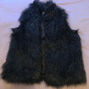 Brown FUR vest 🐻